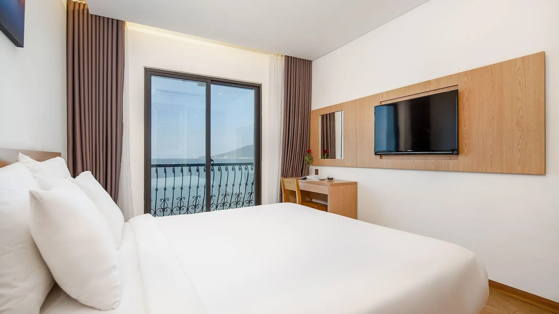 Gold Boutique Hotel Danang Дананг